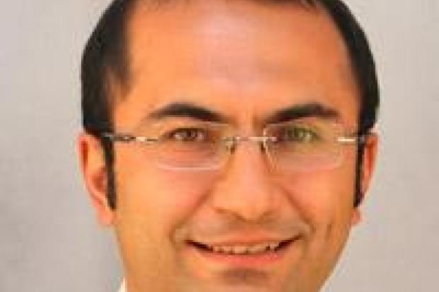 Dr. Eren Erman Ozguven