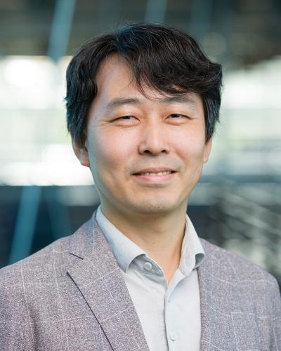 Dr. Changhwan Lee