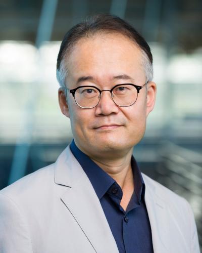 Dr. Sung Tae Kim