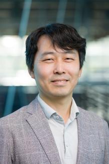 Dr. Changhwan Lee